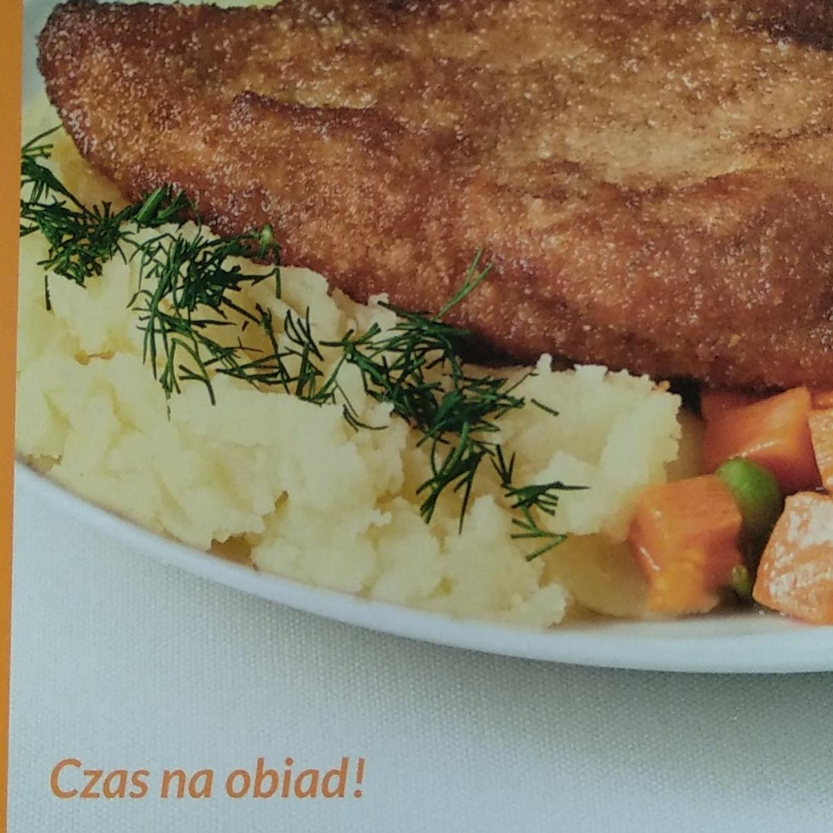 Zdjęcia - kotlet drobiowy z puree i marchewką z groszkiem Eat me