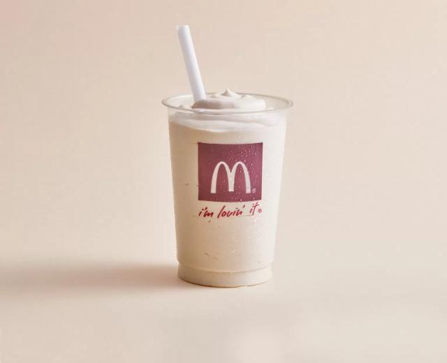 Zdjęcia - Shake o smaku waniliowym McDonald's