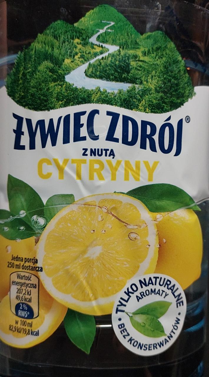 Zdjęcia - Żywiec Zdrój z nutą cytryny