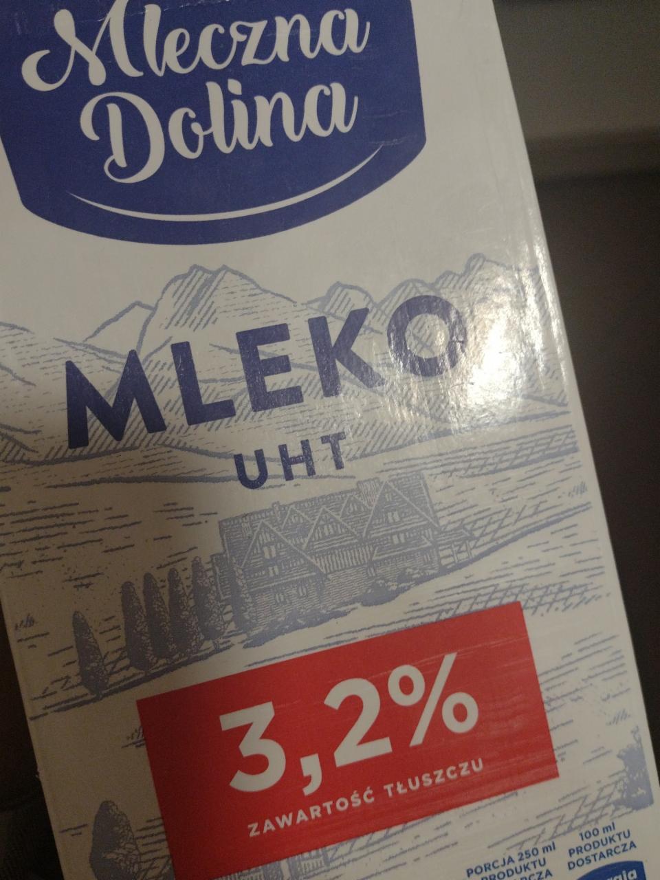 Zdjęcia - mleko UHT 3.2% Mleczna Dolina