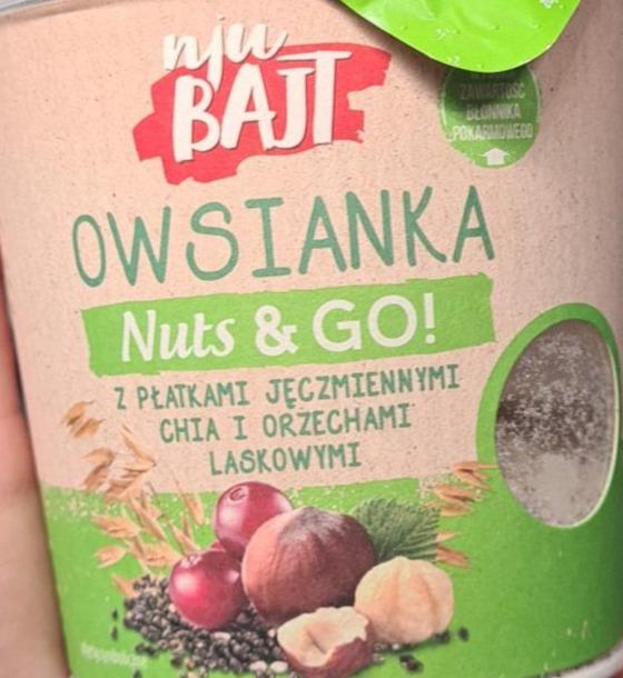 Zdjęcia - Nju Bajt Owsianka Nuts&Go z płatkami jęczmiennymi chia i orzechami laskowymi