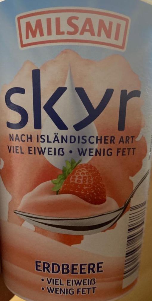 Zdjęcia - Skyr Erdbeeren Milsani