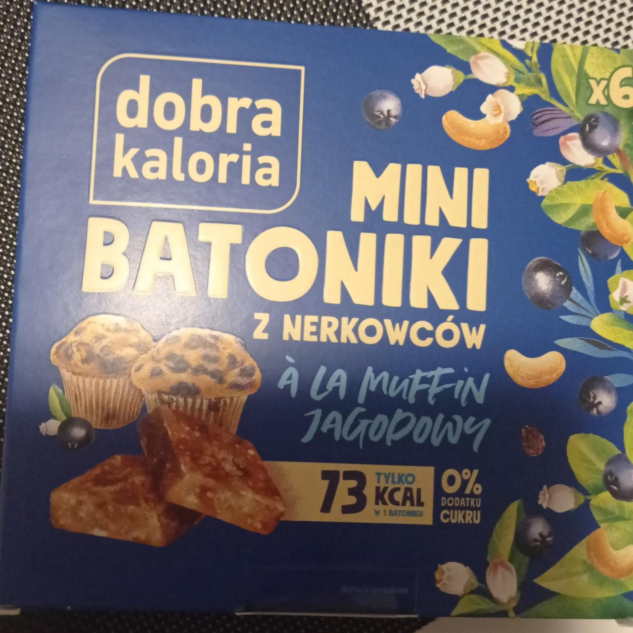 Zdjęcia - Mini Batoniki z nerkowców à la muffin jagodowy Dobra Kaloria