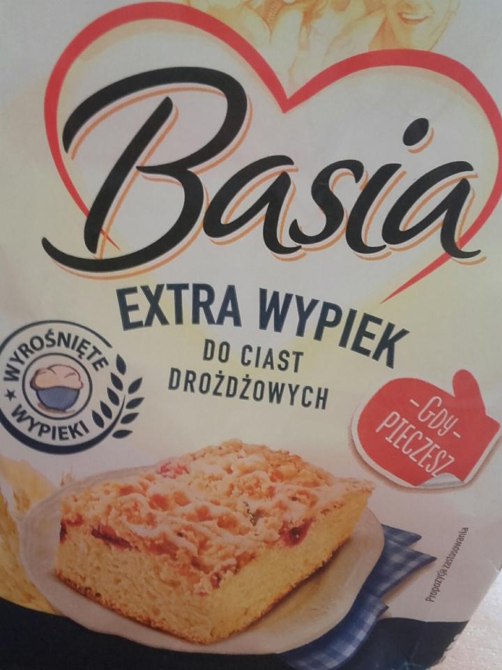 Zdjęcia - Basia Mąka Extra wypiek pszenna typ 550 1 kg