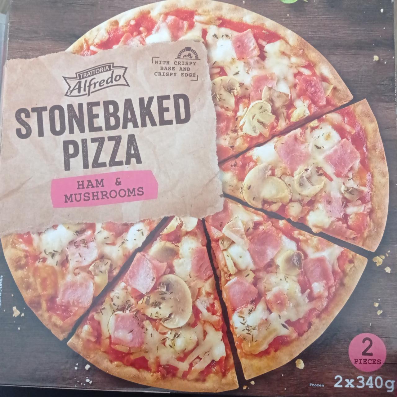 Zdjęcia - Stonebaked pizza ham & mushrooms Alfredo