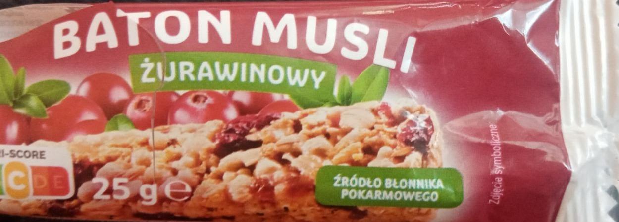 Zdjęcia - Baton musli żurawinowy Carrefour