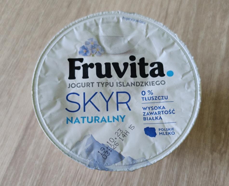 Zdjęcia - Jogurt naturalny typu islandzkiego Skyr 0% tłuszczu Fruvita