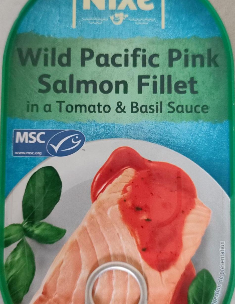 Zdjęcia - Wild Pacific Pink Salmon Fillet in a tomato & Basil Sauce Nixe