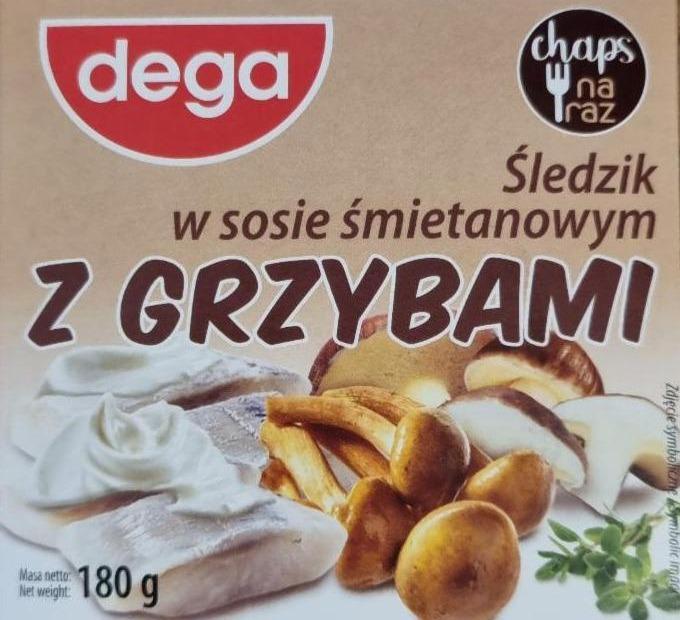 Zdjęcia - Sledzik w sosie smietanowym z grzybami Dega