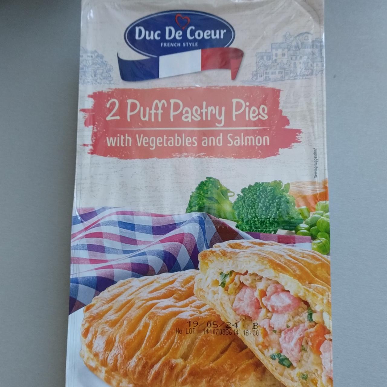 Zdjęcia - 2 Puff Pastry Pies Duc De Coeur