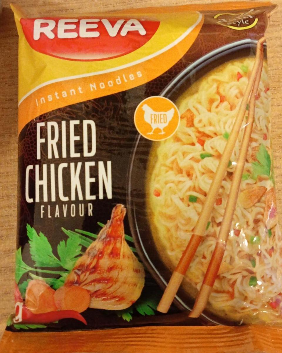 Zdjęcia - Instant noodles fried chicken Reeva