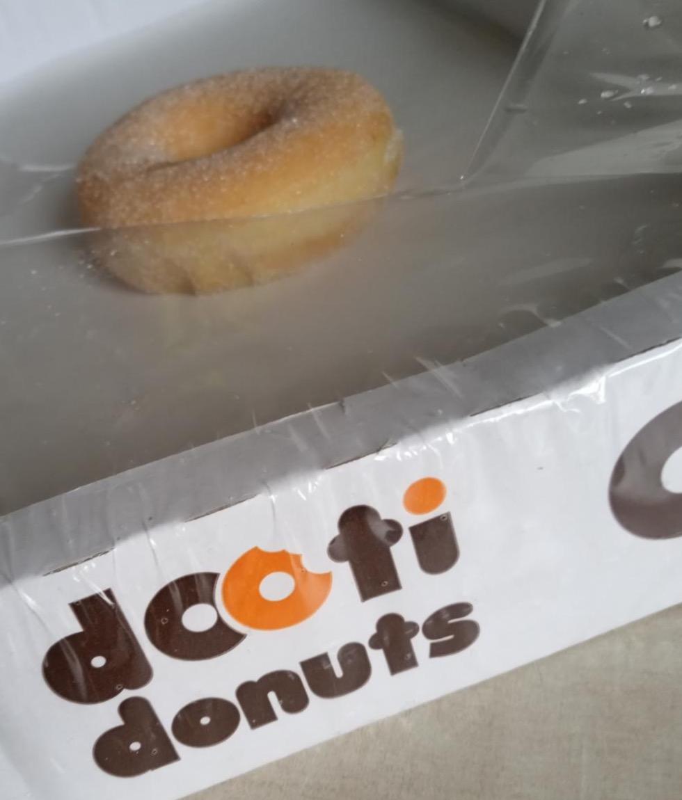 Zdjęcia - Donut z cukrem Dooti donuts