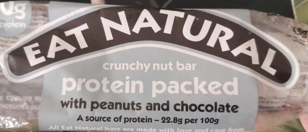 Zdjęcia - Crunchy nut bar protein packed with peanuts and chocolate Eat Natural