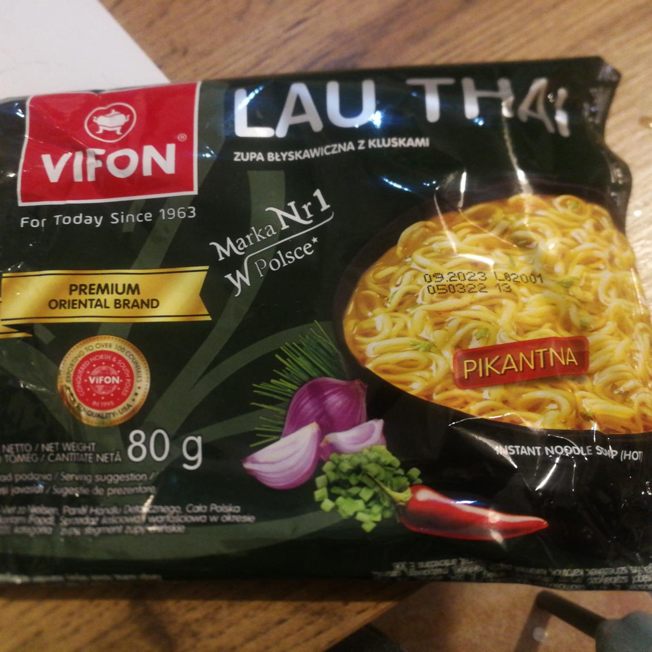 Zdjęcia - Lau Thai Zupa błyskawiczna z kluskami pikantna Vifon