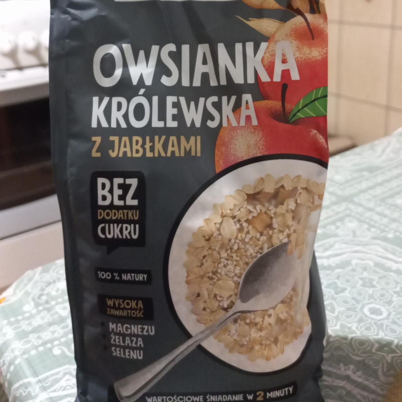 Zdjęcia - Owsianka królewska z jabłkami Dobra Kaloria