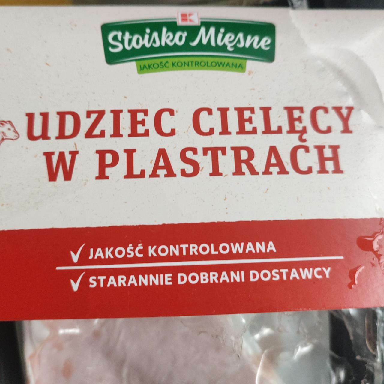 Zdjęcia - udziec cielęcy w plastrach stoisko mięsne kaufland