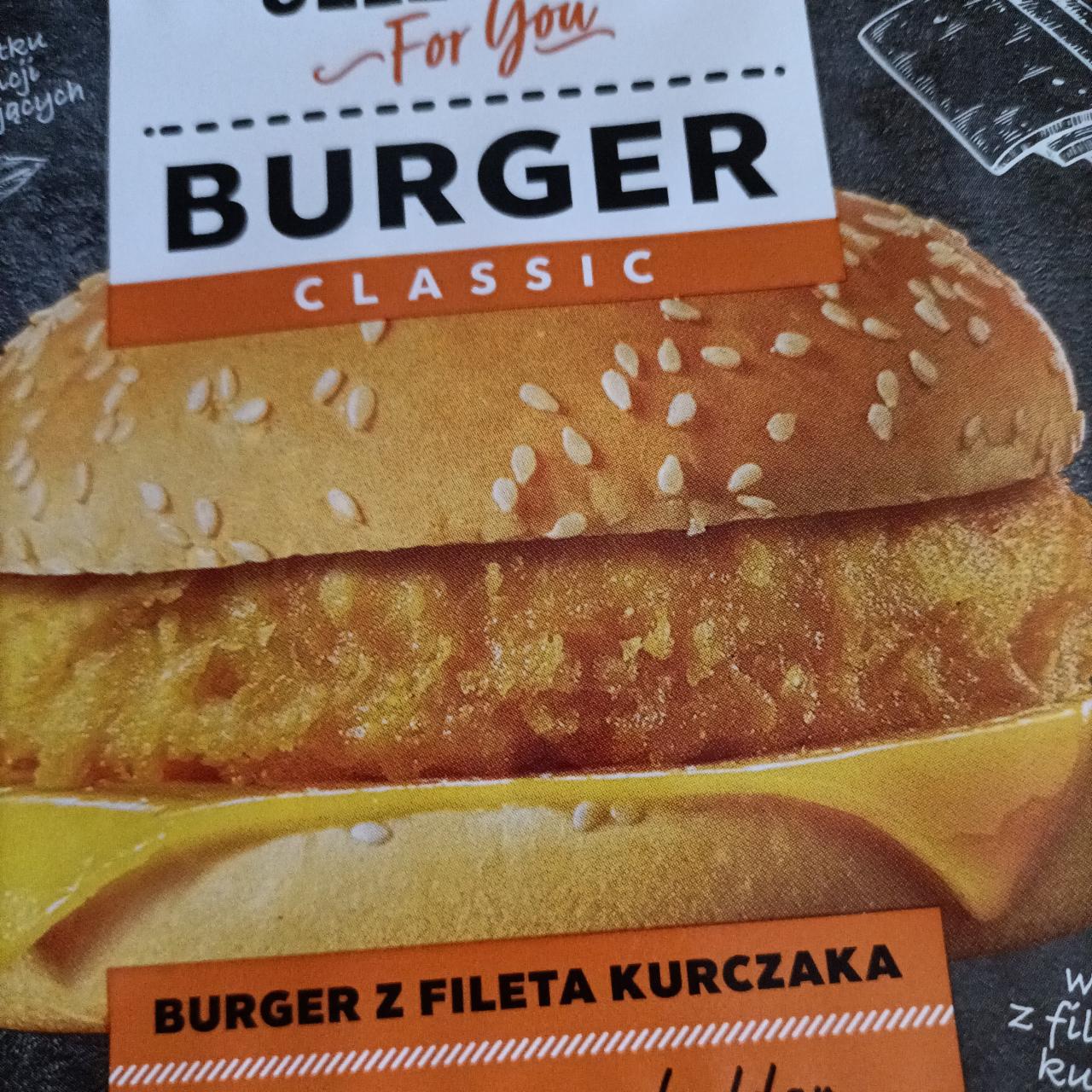 Zdjęcia - Burger classic Burger z fileta z kurczaka