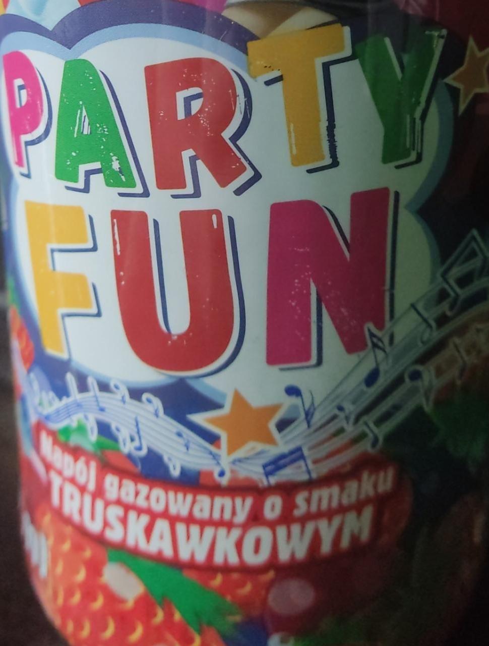 Zdjęcia - Szampan Party Fun o smaku truskawkowym