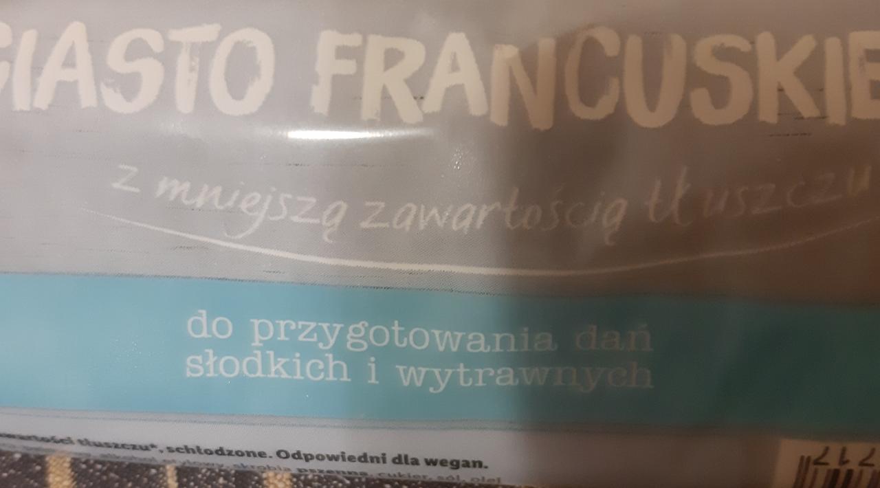 Zdjęcia - Ciasto francuskie z mniejsza zawartoscia tluszczu