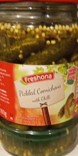 Zdjęcia - Pickled cornichons with chilli