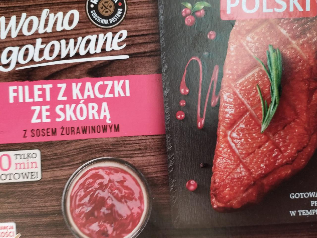 Zdjęcia - Filet z kaczki ze skórą z sosem żurawinowym Wolno Gotowane