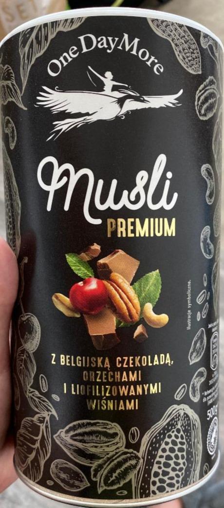 Zdjęcia - Musli Premium z belgijską czekoladą, orzechami i liofilizowanymi wiśniami One Day More