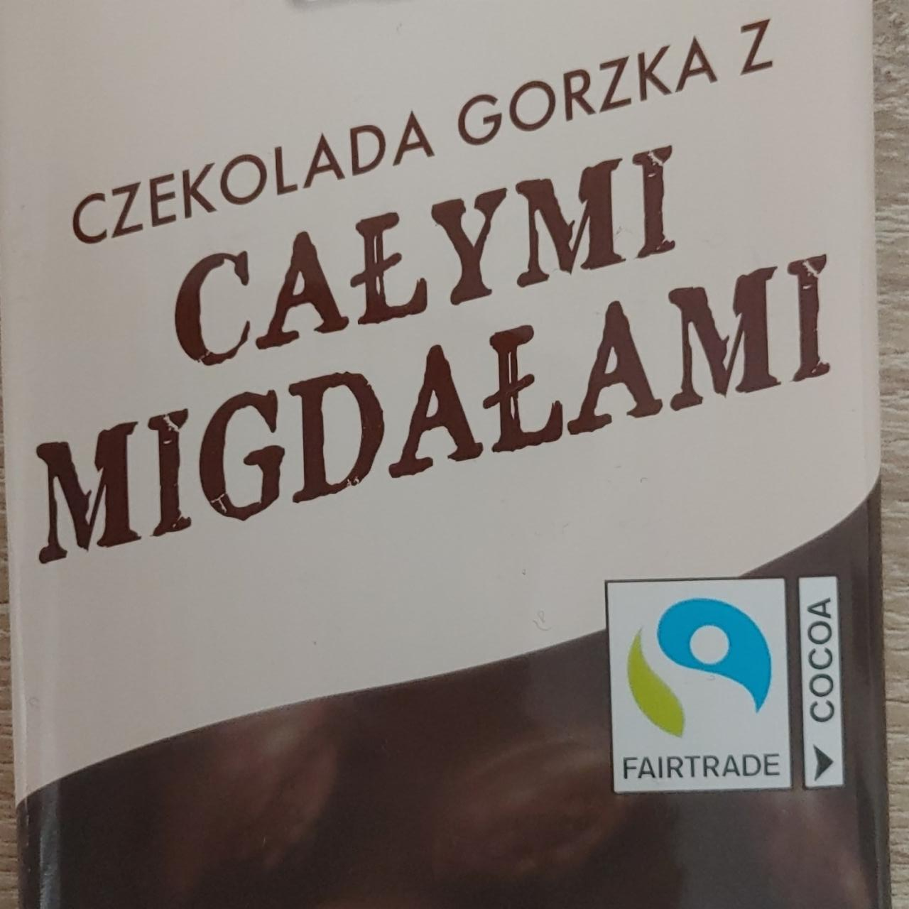 Zdjęcia - czekolada gorzka z całymi migdałami Fin carre