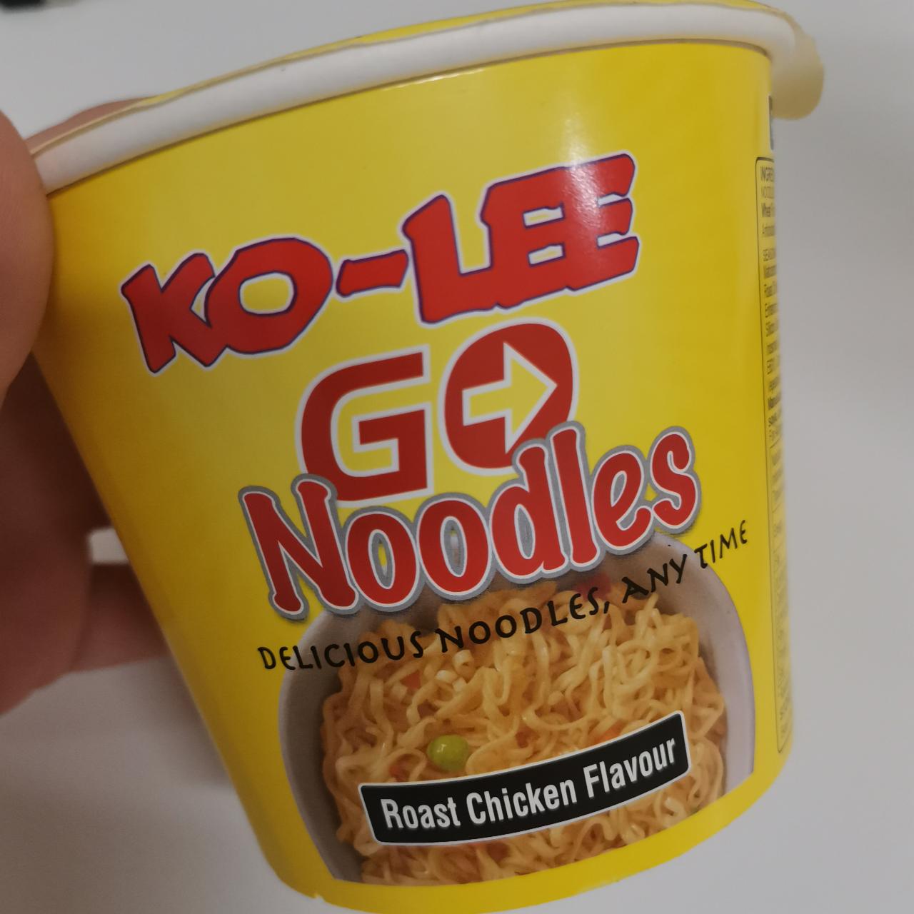 Zdjęcia - Noodles Roast Chicken Ko-Lee