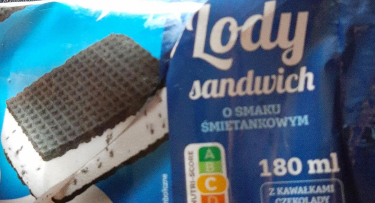Zdjęcia - Lody Sandwich o smaku śmietanowym Carrefour