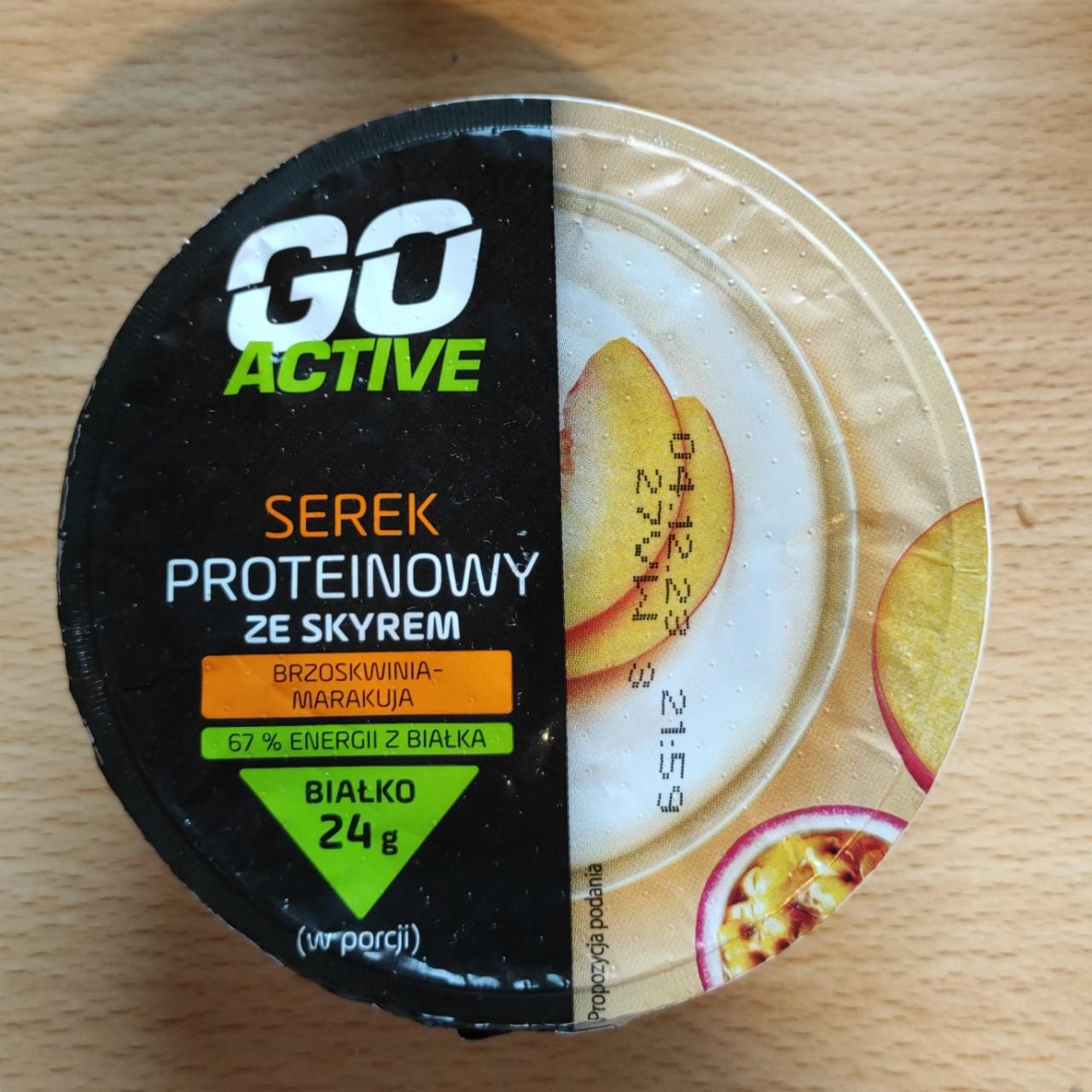 Zdjęcia - Serek proteinowy ze skyrem brzoskwinia-marakuja GoActive