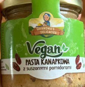 Zdjęcia - Vegan pasta kanapkowa z suszonymi pomidorami Grandma's Delicacies