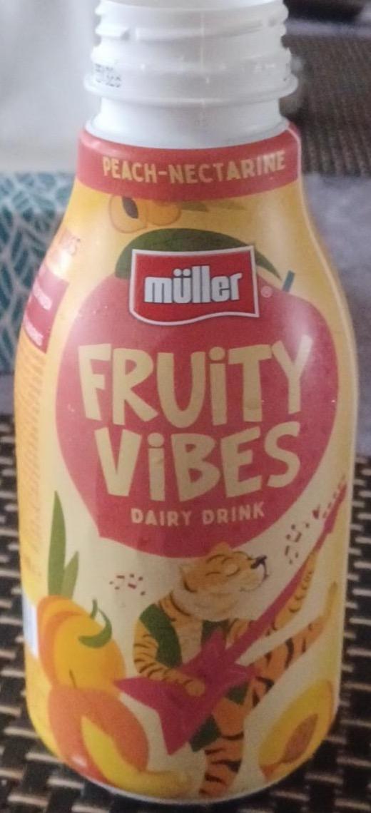 Zdjęcia - Fruity Vibes Dairy Drink Peach Nectarine Müller