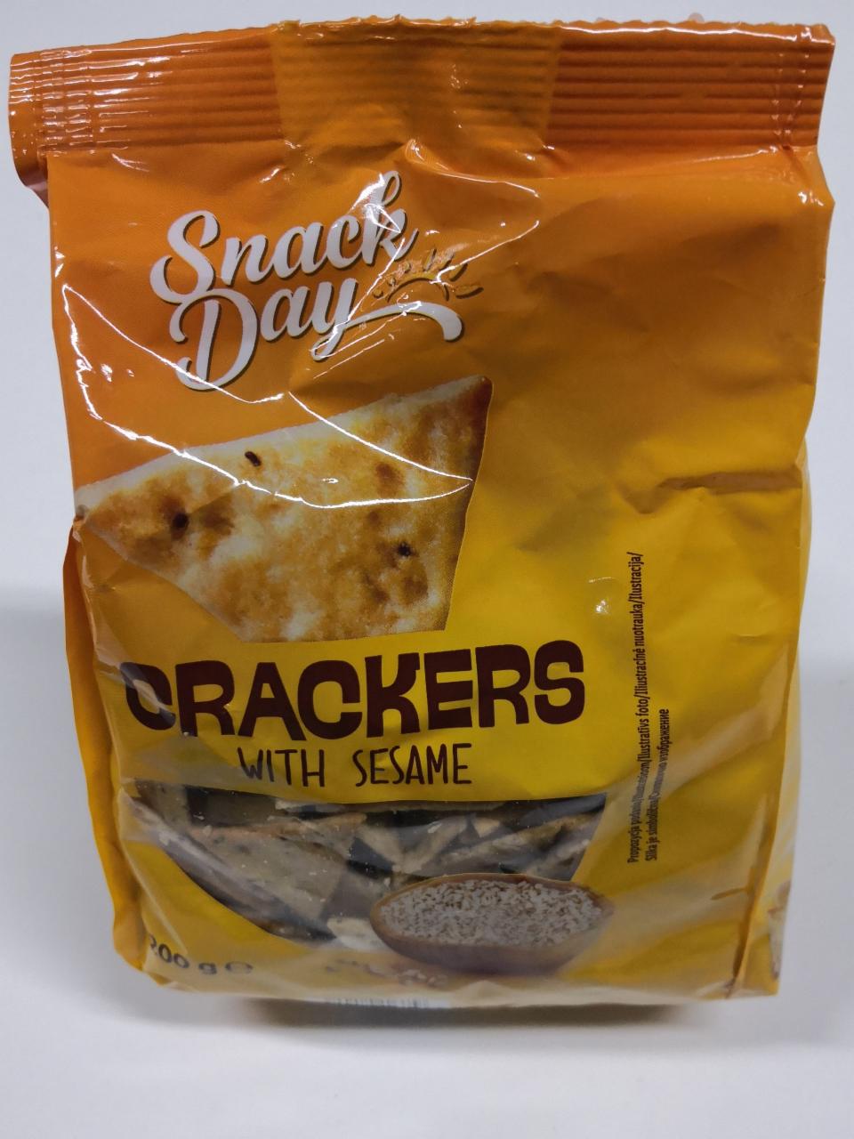 Zdjęcia - Crackers with sesame [Snack Day] 