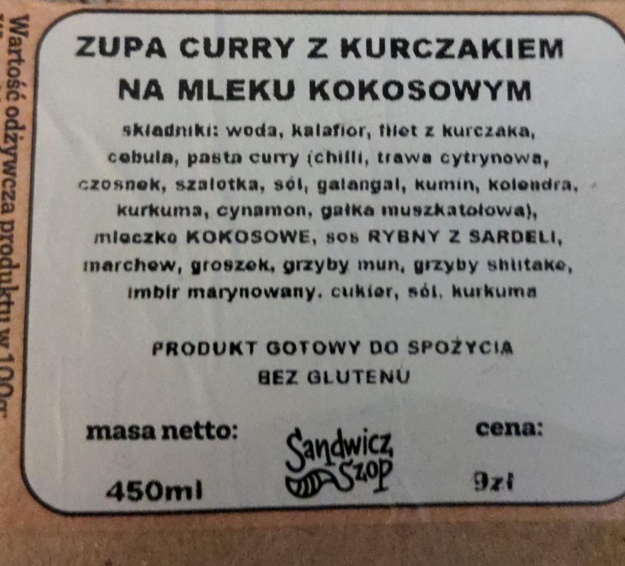Zdjęcia - Zupa curry z kurczakiem na mleku kokosowym sandwicz Szop