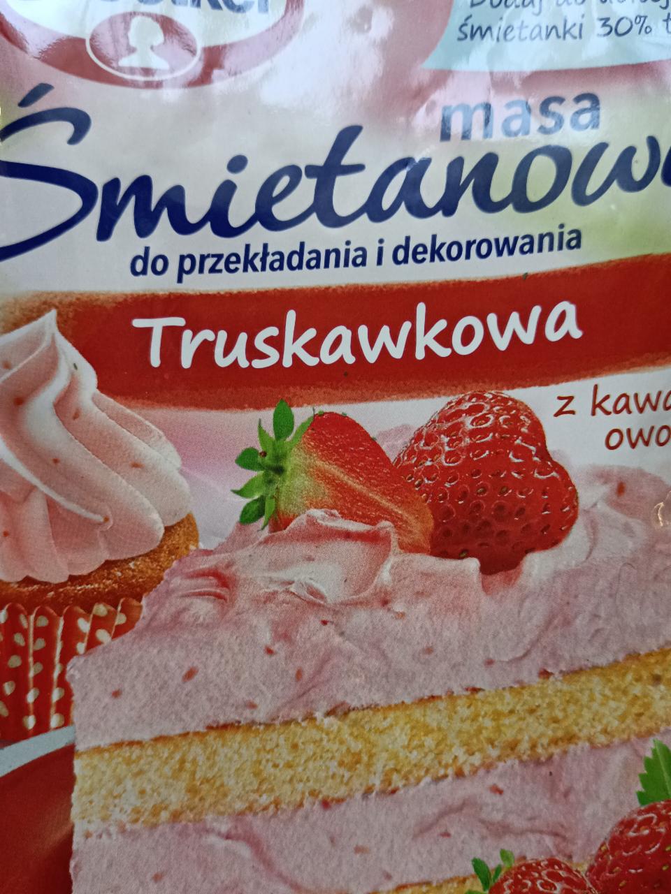 Zdjęcia - Masa śmietanowa truskawkowa Dr. Oetker