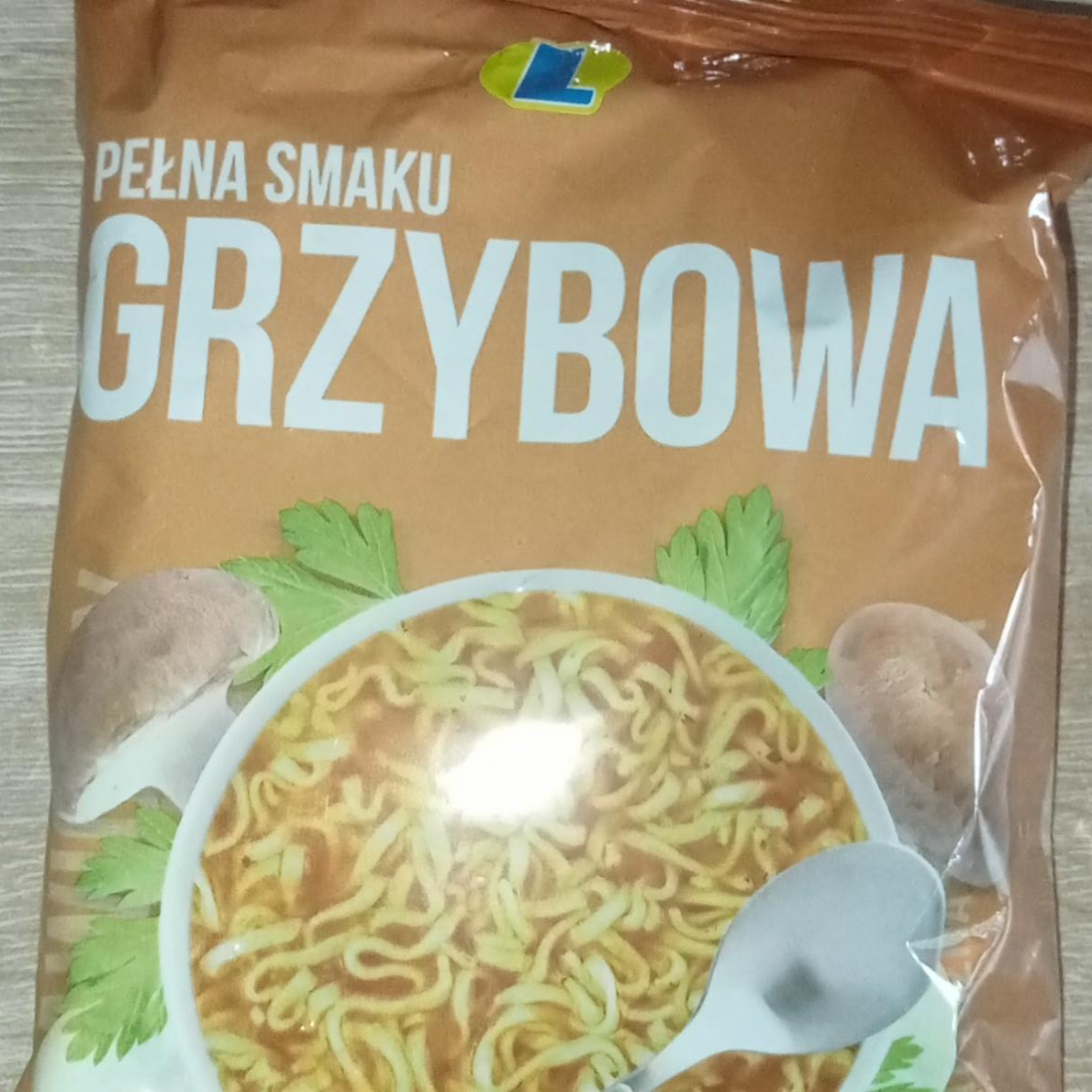 Zdjęcia - Pełna smaku grzybowa Lewiatan