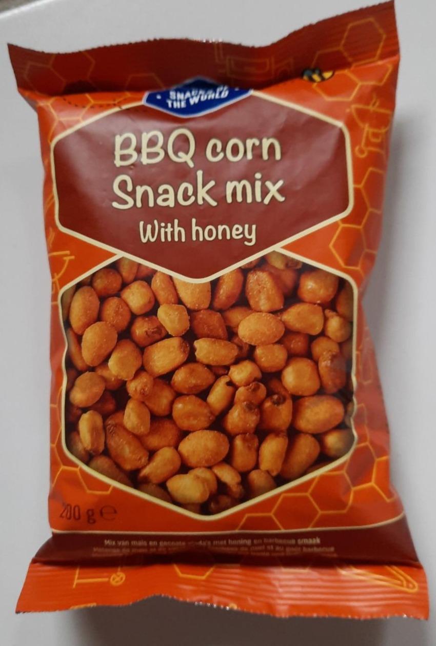 Zdjęcia - BBQ corn Snack mix with honey Snacks of the world