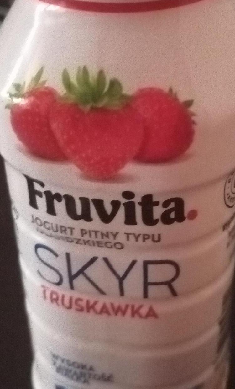 Zdjęcia - Jogurt pitny o smaku truskawkowym Skyr Fruvita