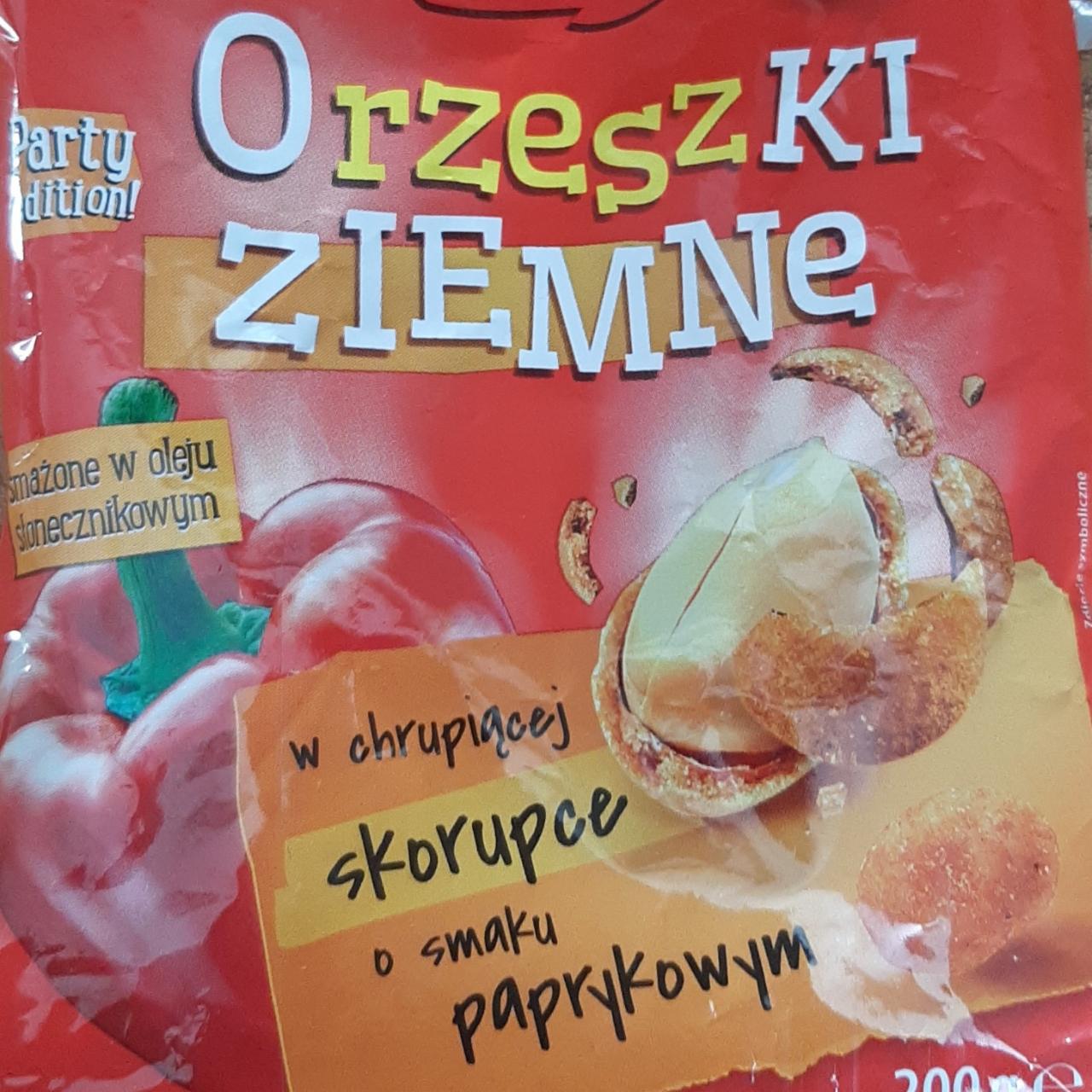 Zdjęcia - Orzeszki ziemne w chrupiącej skorupce o smaku paprykowym Chrub