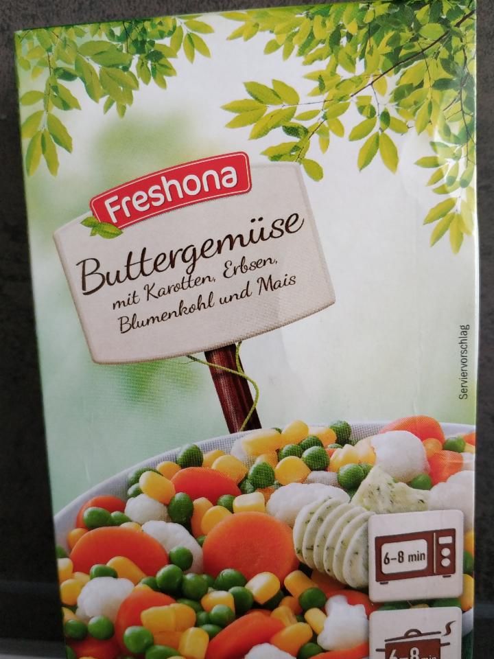 Zdjęcia - Buttergemüse mit karotten, erbsen, blumenkohl und mais Freshona