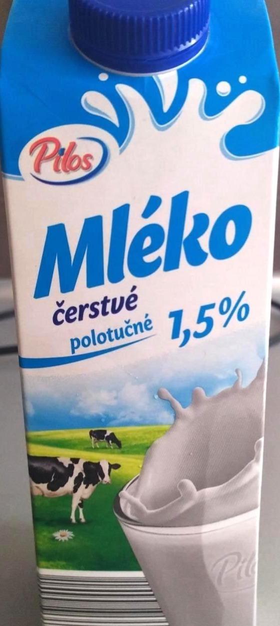 Zdjęcia - Mléko čerstvé polotučné 1.5% Pilos
