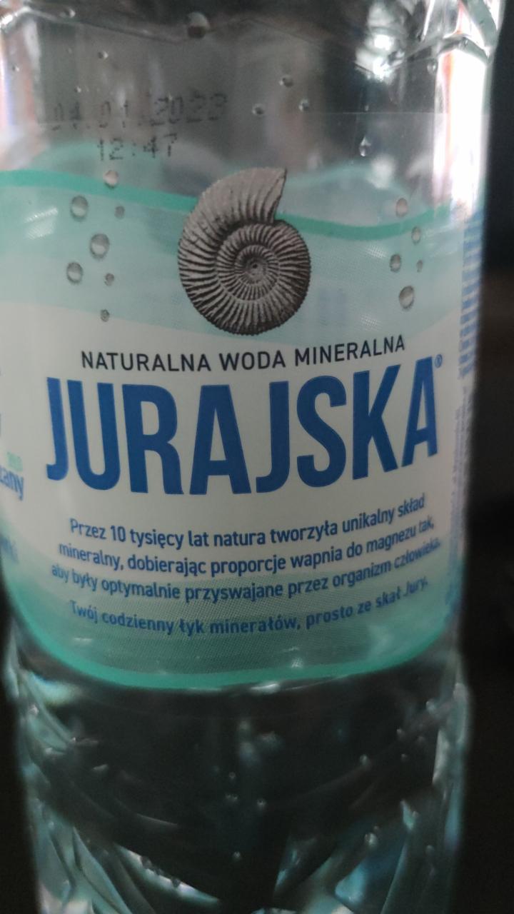 Zdjęcia - naturalna woda mineralna lekko gazowana jurajska