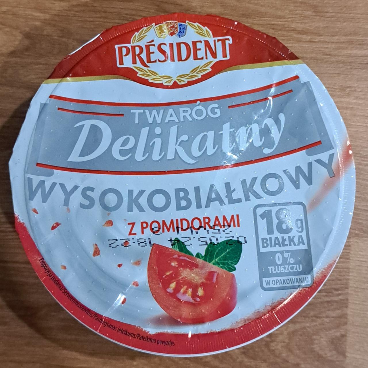 Zdjęcia - Twaróg delikatny wysokobiałkowy z pomidorami President