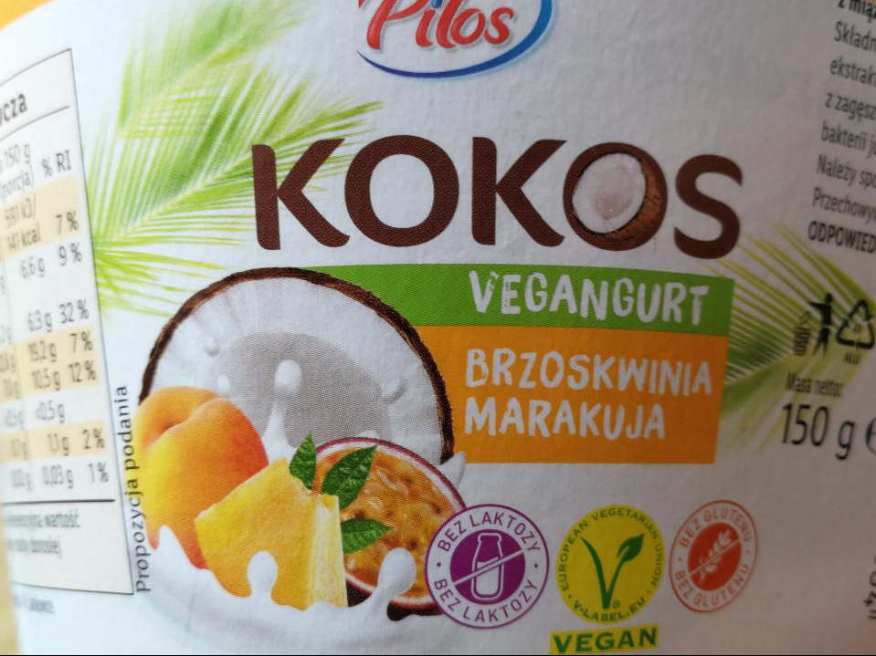 Zdjęcia - Kokos vegangurt brzoskwinia marakuja Pilos
