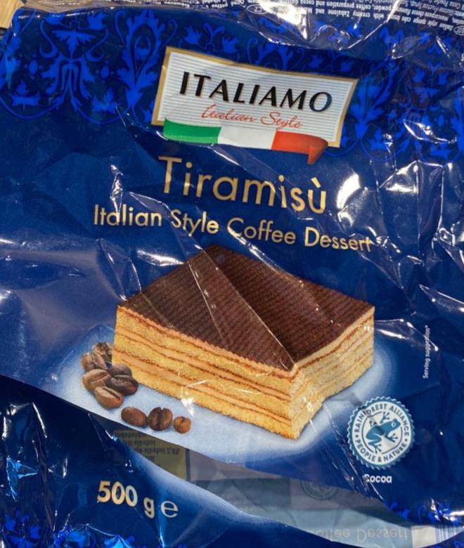Zdjęcia - Tiramisu Italian style coffee dessert Italiamo