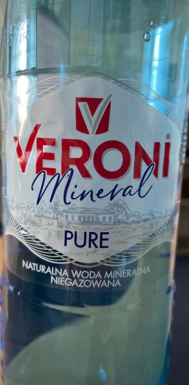 Zdjęcia - Mineral naturalna woda mineralna niegazowana Pure Veroni