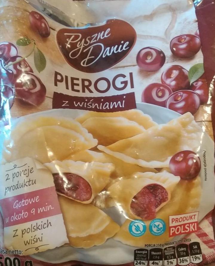 Zdjęcia - Pyszne danie pierogi z wiśniami