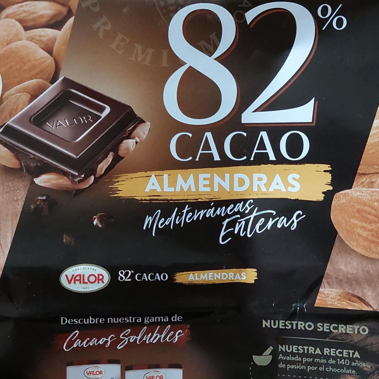 Zdjęcia - Czekolada z migdałami 82% cacao almendras Valor