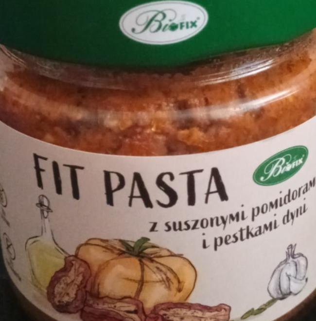 Zdjęcia - Fit Pasta z suszonymi pomidorami i pestkami dyni BioFix