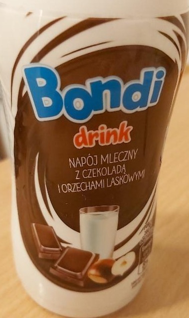 Zdjęcia - bondi drink napój mleczny z czekoladą i orzechami laskowymi 